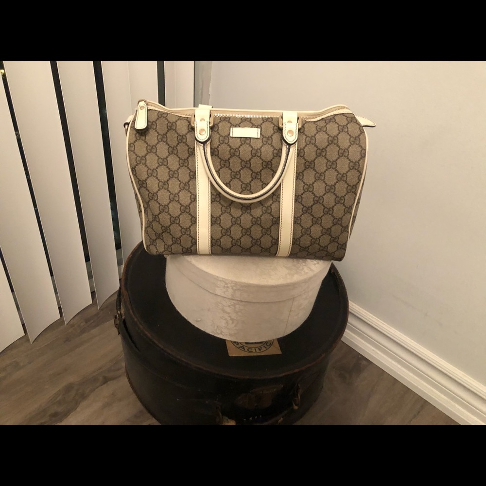 Authentic Gucci Bag - Picture 1 of 5